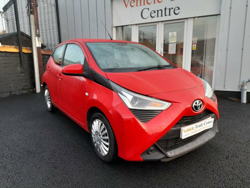 Toyota AYGO  1.0 VVT-i x-play Hatchback 5dr Petrol Manual Euro  
