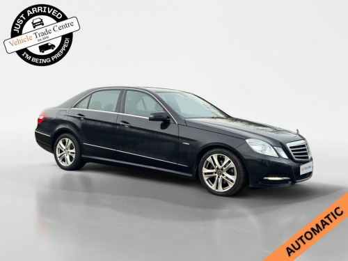 Mercedes-Benz E-Class E220 2.1 E220 CDI BlueEfficiency Executive SE Saloon 4d 