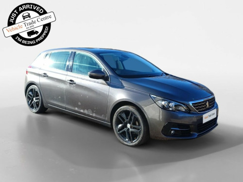 Peugeot 308  1.2 PureTech Allure Hatchback 5dr Petrol Manual Eu 