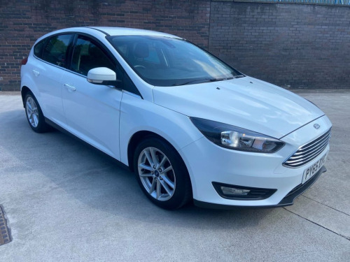 Ford Focus  1.0 ZETEC 5d 124 BHP