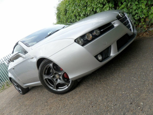 Alfa Romeo Spider  Alfa Romeo Spider 2.0 JTDM Two Owners Full History