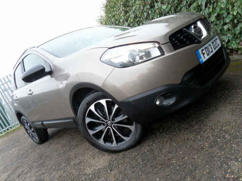 Nissan Qashqai  Nissan Qashqai 1.6 360 Petrol Automatic Panoramic 