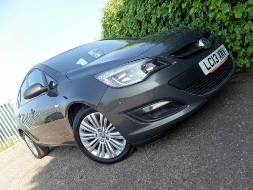 Vauxhall Astra  1.4 16v Energy Hatchback 5dr Petrol Manual Euro 5 