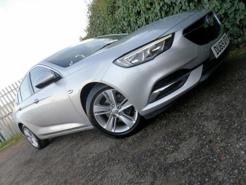 Vauxhall Insignia  1.6 Turbo D ecoTEC Tech Line Nav Grand Sport 5dr D 