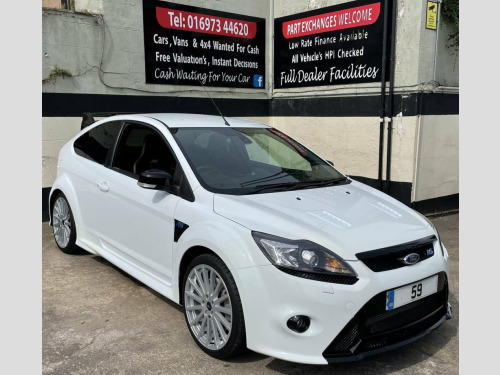 Ford Focus  RS 2.5T 3DR 300 BHP *1 OWNER & ONLY 2K MILES*