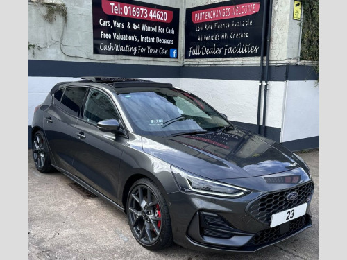 Ford Focus  ST 2.3 5DR 277 BHP FOR SALE