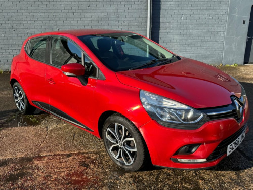 Renault Clio  0.9 TCe Play Hatchback 5dr Petrol Manual Euro 6 (s