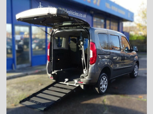 Fiat Doblo  1.4 Petrol WHEELCHAIR ACCESS WAV 