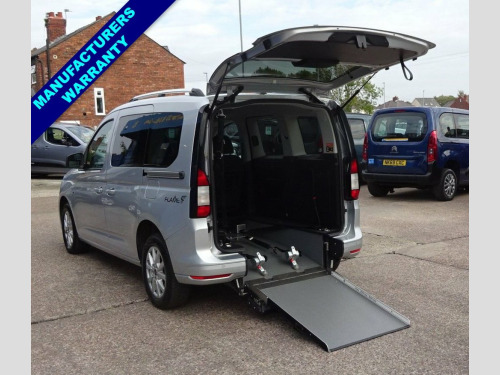 Ford Tourneo Connect  2.0 EcoBlue Titanium WHEELCHAIR ACCESS WAV