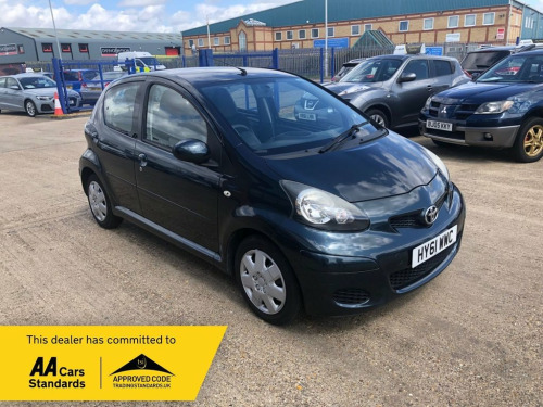 Toyota AYGO  1.0 VVT-i Ice Hatchback 5dr Petrol Manual Euro 5 (