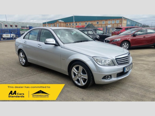 Mercedes-Benz C-Class C220 2.1 C220 CDI ELEGANCE 4d 168 BHP  LOW MILES MOT SE
