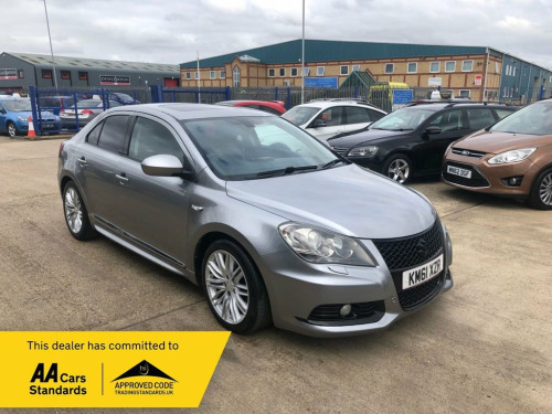 Suzuki Kizashi  2.4 16V Sport Saloon 4dr Petrol CVT 4WD Euro 5 (17