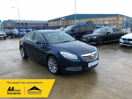 Vauxhall Insignia  2.0 CDTi ecoFLEX Exclusiv Hatchback 5dr Diesel Man 