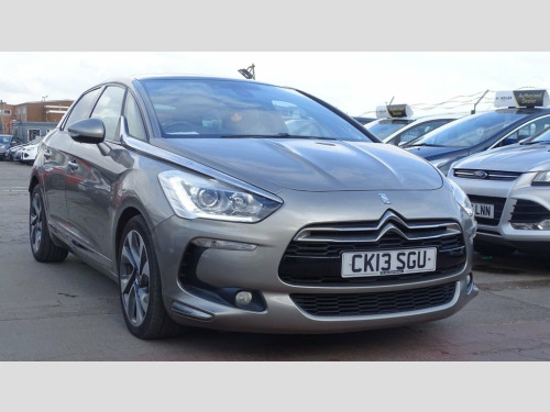 Citroen DS5  2.0 HDI DSTYLE 5d 161 BHP FULL LOADED