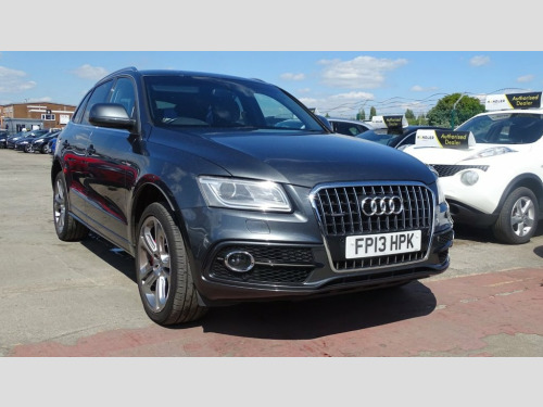 Audi Q5  3.0 TDI QUATTRO S LINE PLUS 5d 242 BHP AUTO