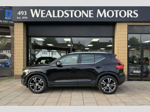 Volvo XC40  2.0 B4 MHEV Inscription Pro SUV 5dr Petrol Hybrid  
