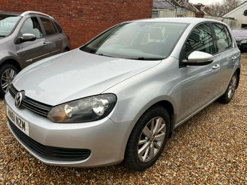 Volkswagen Golf  SE TDI DSG 5-Door