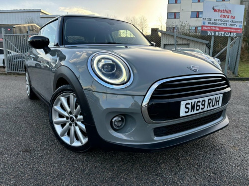 MINI Hatch  1.5 Cooper Classic Hatchback 3dr Petrol Manual Eur