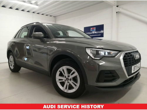Audi Q3  1.5 TFSI CoD 35 Technik SUV 5dr Petrol Manual Euro