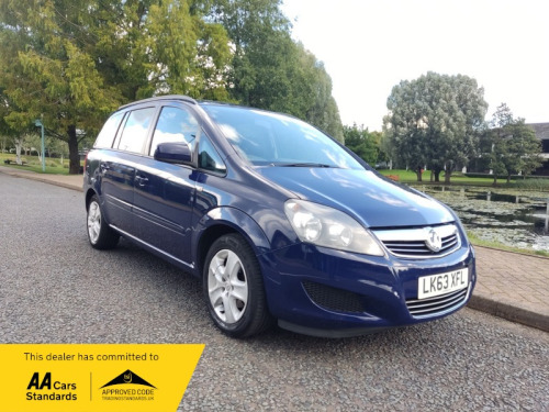 Vauxhall Zafira  1.6 16V Exclusiv MPV 5dr Petrol Manual Euro 5 (115 ps)