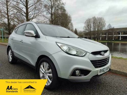 Hyundai ix35  2.0 CRDi Premium SUV 5dr Diesel Auto 4WD Euro 5 (184 ps)