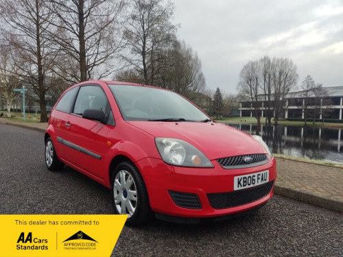 Ford Fiesta  1.6 Style Climate Hatchback 3dr Petrol Automatic (176 g/km, 99 bhp)