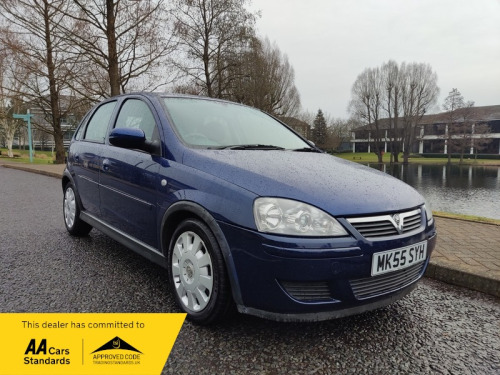 Vauxhall Corsa  1.4i 16v Design Hatchback 5dr Petrol Automatic (a/c) (180 g/km, 89 bhp)