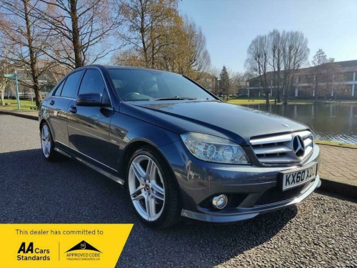 Mercedes-Benz C-Class C180 1.8 C180 BlueEfficiency Sport Saloon 4dr Petrol Auto Euro 5 (156 ps)