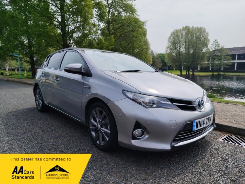 Toyota Auris  1.8 VVT-h Excel Hatchback 5dr Petrol Hybrid CVT Euro 5 (s/s) (136 ps)