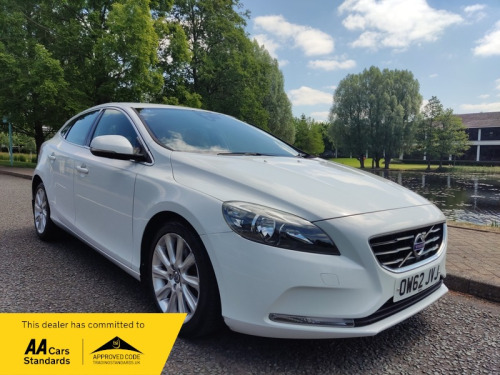 Volvo V40  1.6 T3 SE Hatchback 5dr Petrol Manual Euro 5 (s/s) (150 ps)