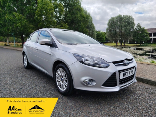 Ford Focus  1.6 Titanium Hatchback 5dr Petrol Manual Euro 5 (125 ps)