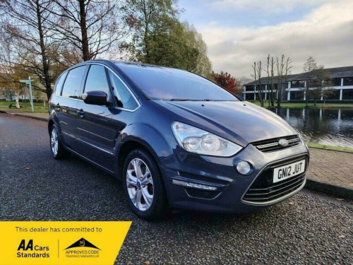Ford S-MAX  2.0 TDCi Titanium MPV 5dr Diesel Manual Euro 5 (140 ps)