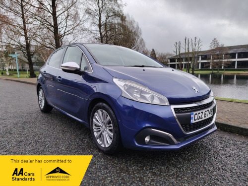 Peugeot 208  1.2 PureTech Allure Hatchback 5dr Petrol Manual Euro 6 (82 ps) 