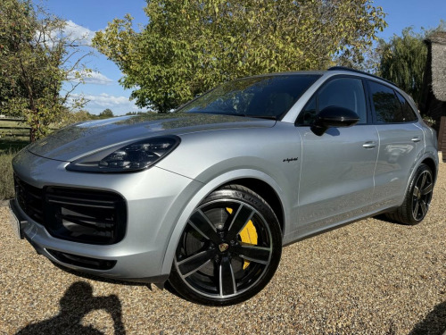Porsche Cayenne  4.0 V8 E-Hybrid 17.9kWh Turbo S SUV 5dr Petrol Plu