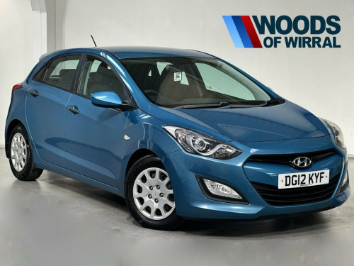 Hyundai i30  1.4 Classic Hatchback 5dr Petrol Manual Euro 5 (10