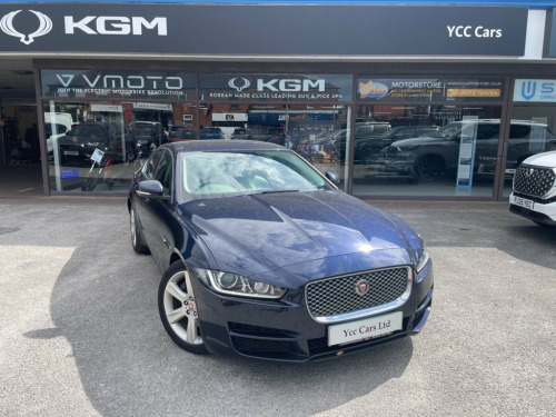 Jaguar XE  2.0d Portfolio Saloon 4dr Diesel Auto Euro 6 (s/s)