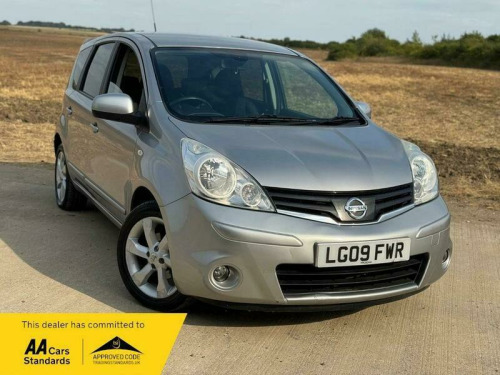 Nissan Note  1.6 16V Tekna Hatchback 5dr Petrol Auto Euro 4 (110 ps)