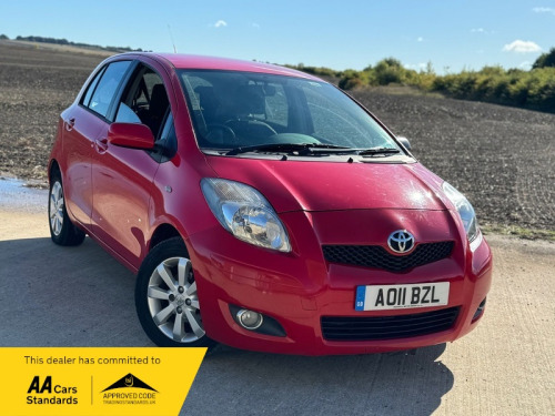 Toyota Yaris  1.4 D-4D T Spirit Hatchback 5dr Diesel Manual Euro 5 (90 ps)