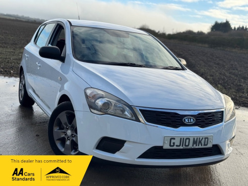 Kia ceed  1.4 Strike Hatchback 5dr Petrol Manual Euro 4 (89 bhp)