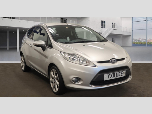 Ford Fiesta  1.6 TDCi DPF Titanium Hatchback 3dr Diesel Manual (107 g/km, 94 bhp)