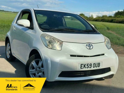 Toyota iQ  1.0 VVT-i Hatchback 3dr Petrol Manual Euro 4 (68 bhp)