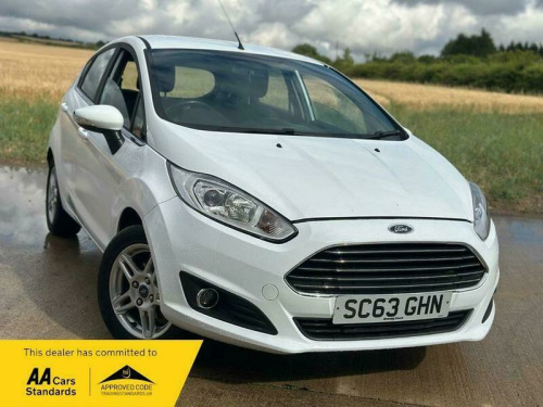 Ford Fiesta  1.25 Zetec Hatchback 5dr Petrol Manual Euro 5 (82 ps)
