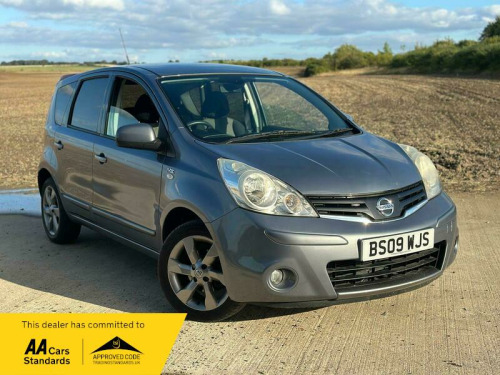 Nissan Note  1.6 16V n-tec Hatchback 5dr Petrol Auto Euro 5 (110 ps)
