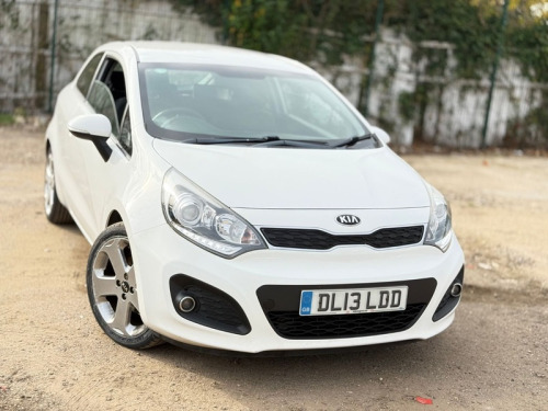 Kia Rio  1.4 3 Hatchback 3dr Petrol Manual Euro 5 (107 bhp)