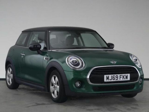 MINI Hatch  3-Door Hatch Cooper Classic Nav / Comfort Pack Automatic