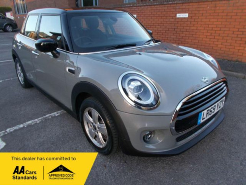 MINI Hatch  5-Door Hatch Cooper Classic