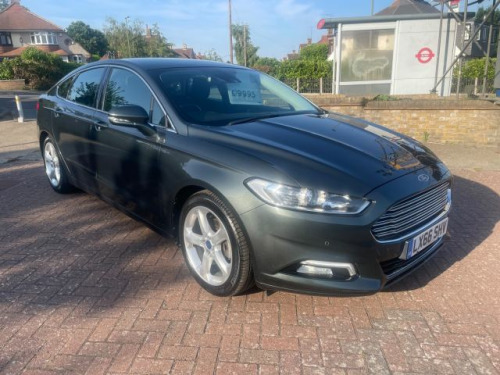 Ford Mondeo  2.0 TDCi Titanium Hatchback 5dr Diesel Manual Euro 6 (s/s) (150 ps)