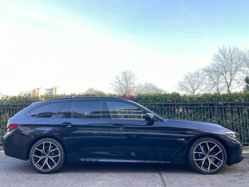 BMW 5 Series 530 530e xDrive M Sport Touring