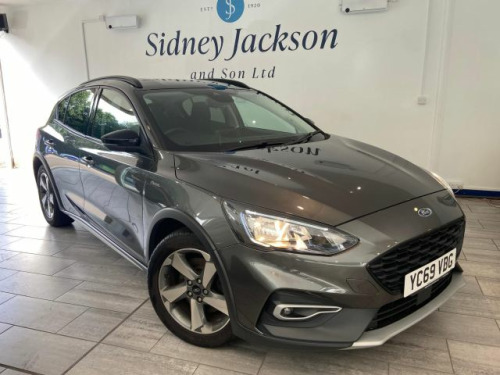 Ford Focus  1.0T EcoBoost Active Hatchback 5dr Petrol Manual Euro 6 (s/s) (125 ps)