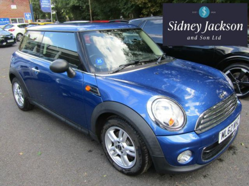 MINI Hatch  One Hatchback 1.5l 98bhp Petrol 6 Speed Manual 3dr